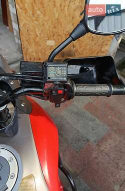 Мотоцикл Туризм Suzuki XF 650 Freewind 1999 в 