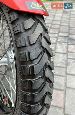 Мотоцикл Внедорожный (Enduro) Suzuki XF 650 Freewind 1997 в 