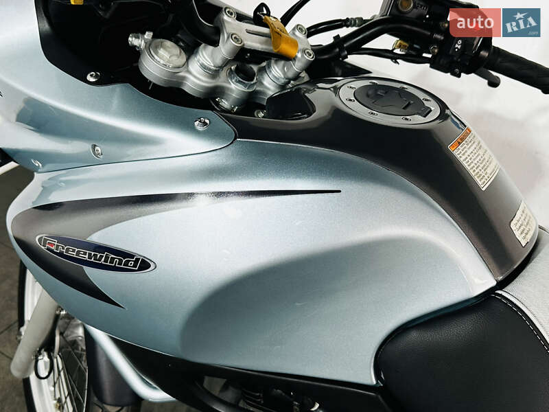 Мотоцикл Внедорожный (Enduro) Suzuki XF 650 Freewind 2001 в Бердичеве