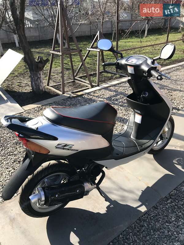 Скутер Suzuki ZZ 50 2010 в Петровому