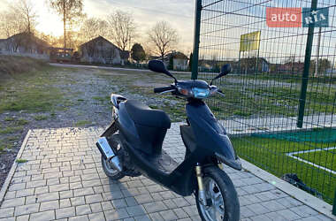 Скутер Suzuki ZZ 50 2005 в  фото 6 Скутер Suzuki ZZ 50 2005 в