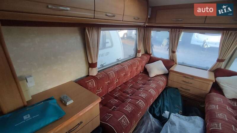 Причіп дача SWIFT Corniche 2003 в Косові
