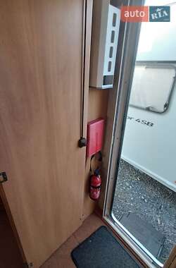 Причіп дача SWIFT Corniche 2003 в 