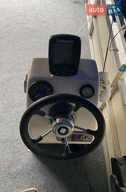 Катер Sylvan Explorer 1995 в Кам'янському