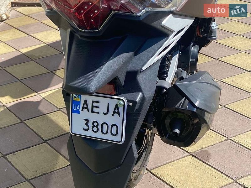 Вантажні моторолери, мотоцикли, скутери, мопеди Sym Jet 2024 в Дніпрі фото 9 Вантажні моторолери, мотоцикли, скутери, мопеди Sym Jet 2024 в Дніпрі