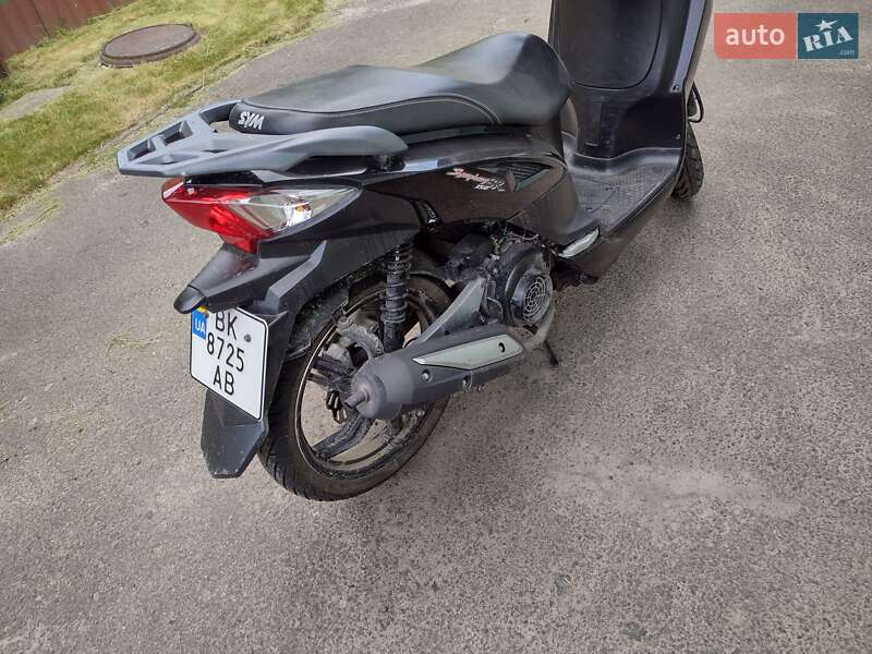 Скутер Sym Symphony 2014 в Ровно