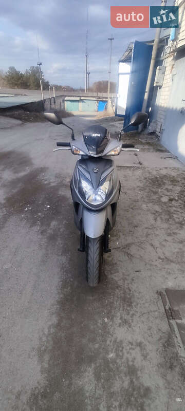 Макси-скутер Sym Symphony 2015 в Днепре фото 2 Макси-скутер Sym Symphony 2015 в Днепре