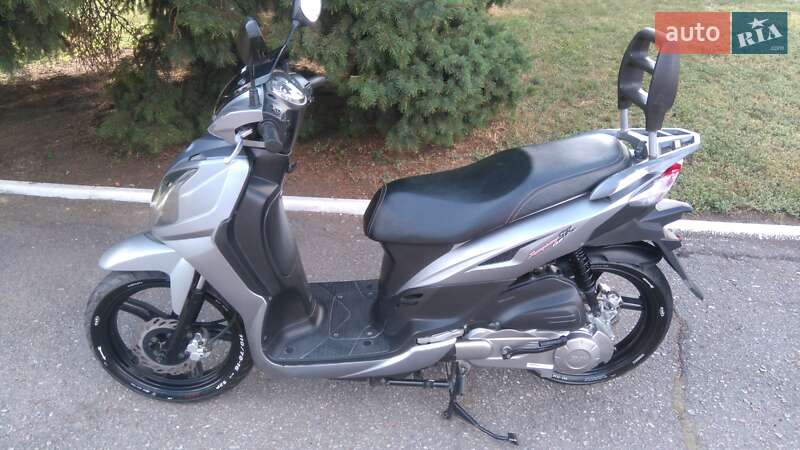 Скутер Sym Symphony 2014 в Червоному Донце