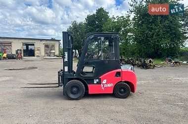 Вилочний навантажувач Tailift FD 2019 в Буштино