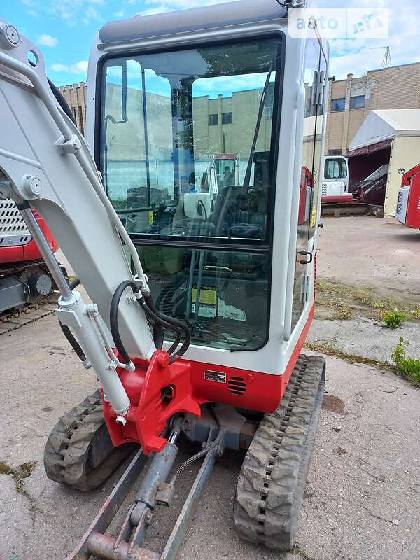 Екскаватор навантажувач Takeuchi TB 2008 в Києві фото 3 Екскаватор навантажувач Takeuchi TB 2008 в Києві