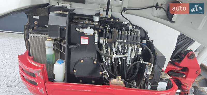 Міні-екскаватор Takeuchi TB 2018 в Луцьку