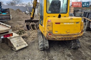 Миниэкскаватор Takeuchi TB 2005 в Новоселице