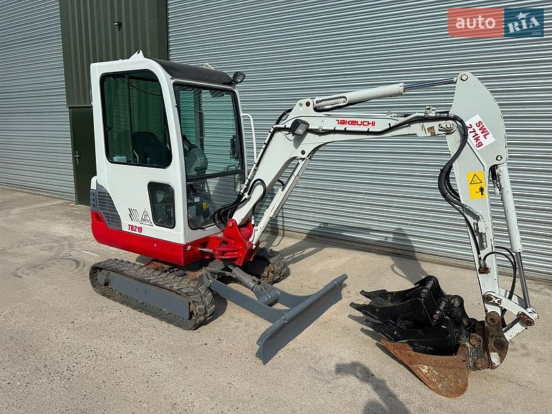Міні-екскаватор Takeuchi TB 2021 в Бучачі