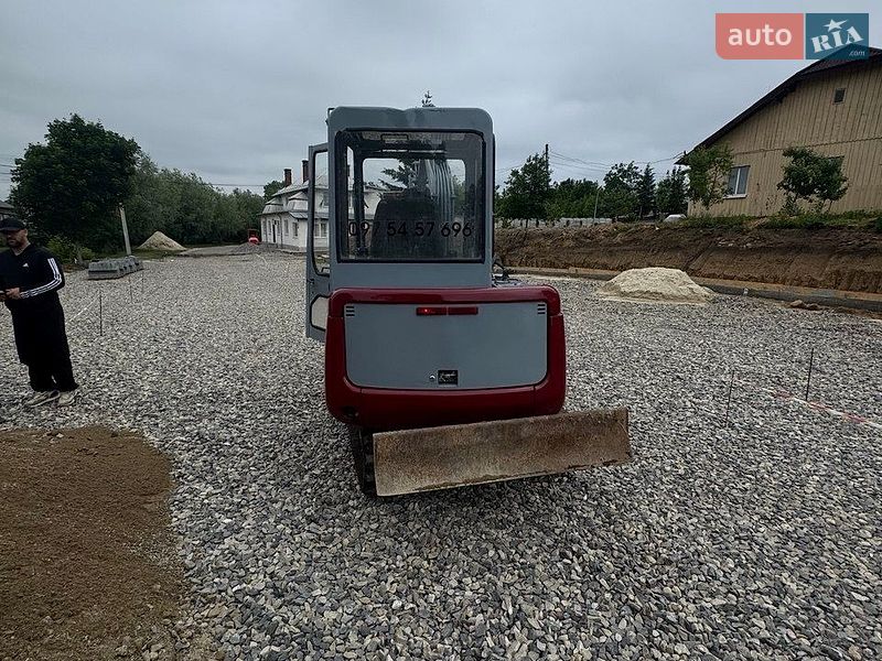 Гусеничний екскаватор Takeuchi TB 2000 в Івано-Франківську