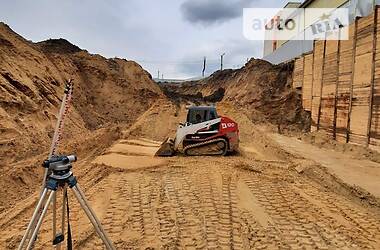 Минипогрузчик Takeuchi TL 2008 в 