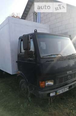Грузовой фургон TATA LPT 613 2008 в Тараще