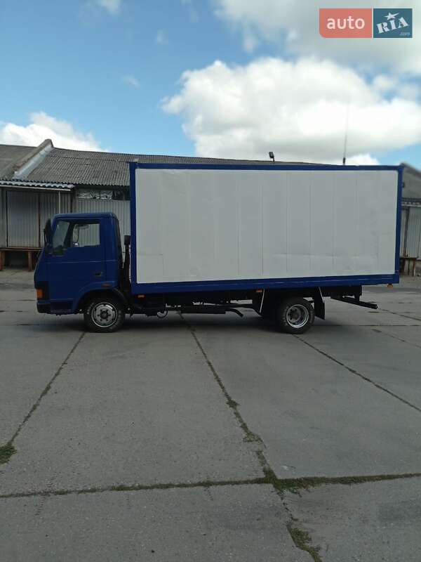 Вантажний фургон TATA LPT 613 2006 в Сумах