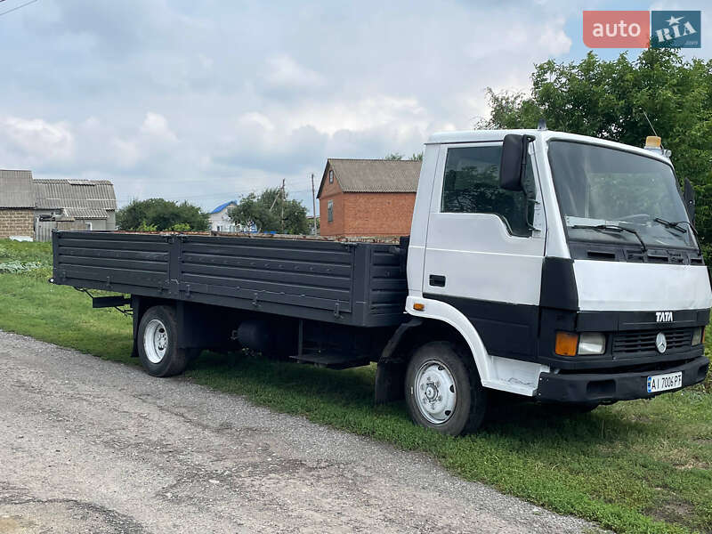 Грузовой фургон TATA LPT 613 2011 в Решетиловке