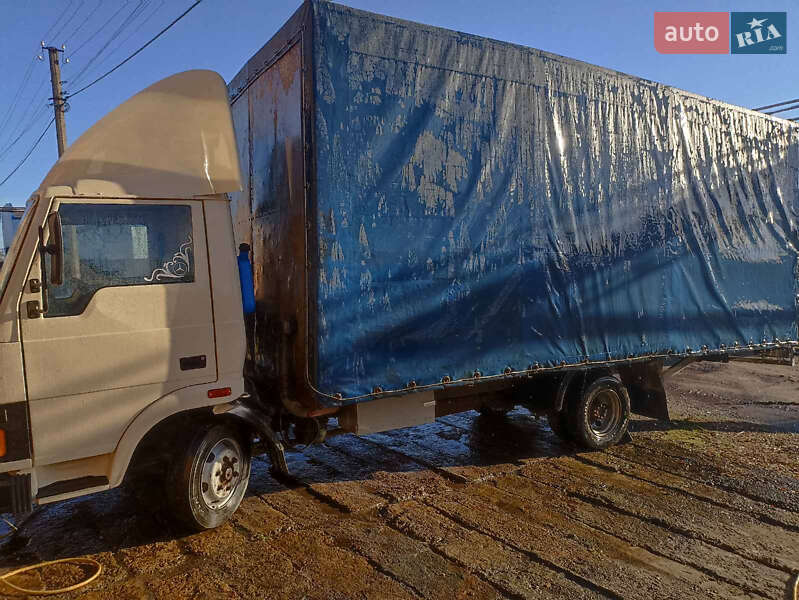 Грузовой фургон TATA LPT 613 2005 в Новом Роздоле