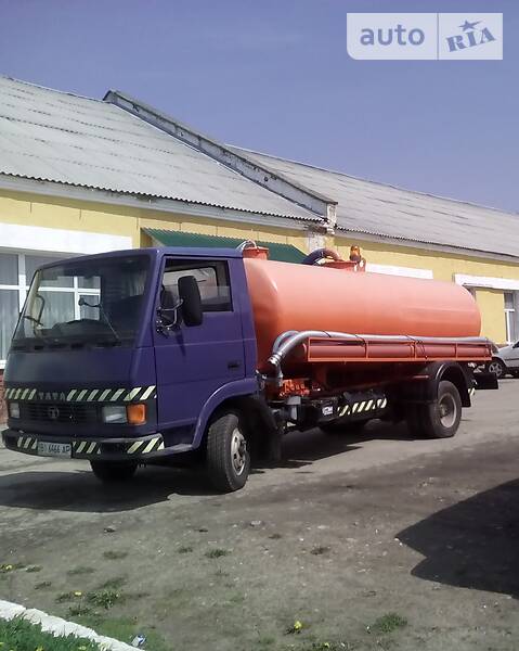 TATA LPT 2004