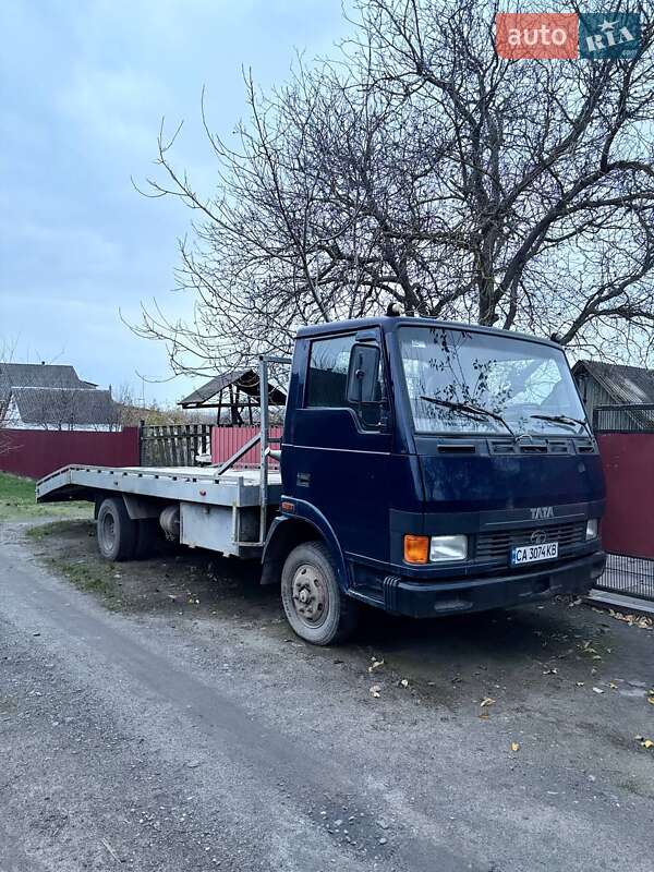 Евакуатор TATA LPT 2008 в Звенигородці