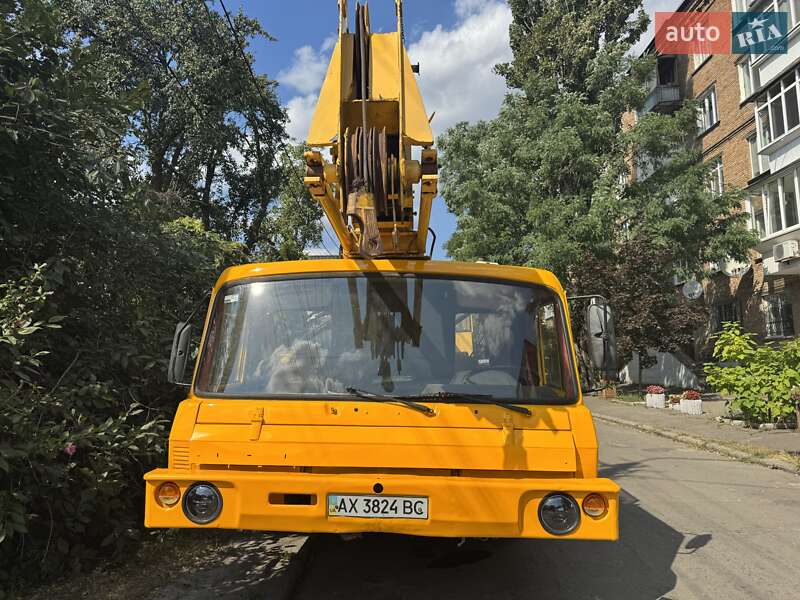 Автокран Tatra AD-28 1990 в Киеве