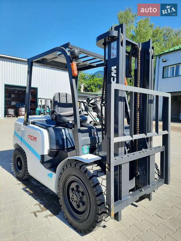 Вилочний навантажувач TCM FD 2022 в Тернополі