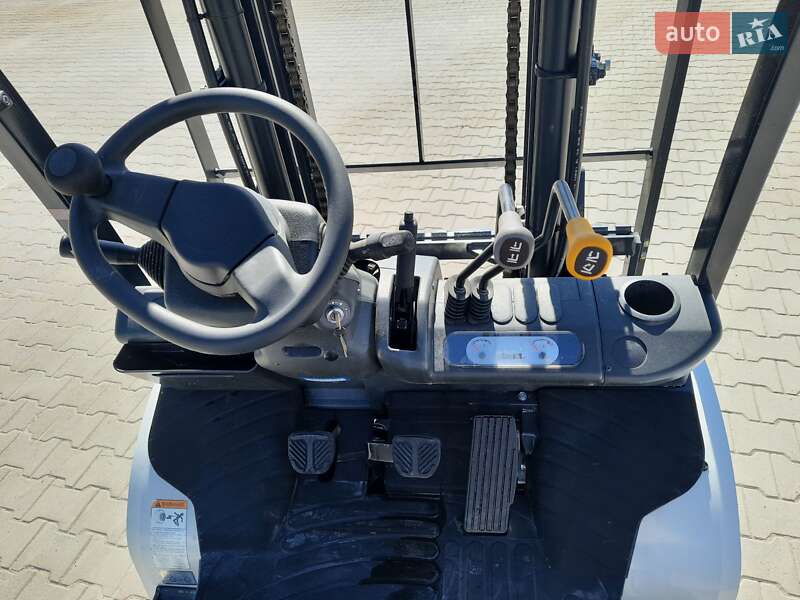 Вилочний навантажувач TCM FD 2022 в Тернополі