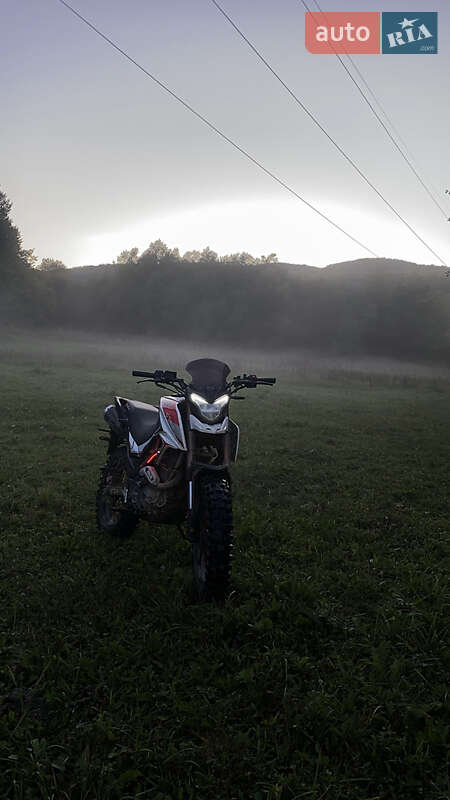 Мотоцикл Спорт-туризм Tekken 250 2023 в Косове