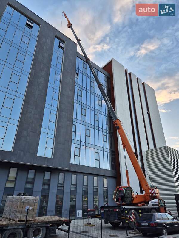 Автокран Terex-Demag K3208 2007 в Львові