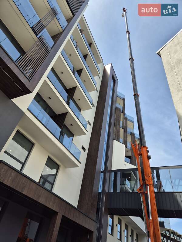 Автокран Terex-Demag K3208 2007 в Львові