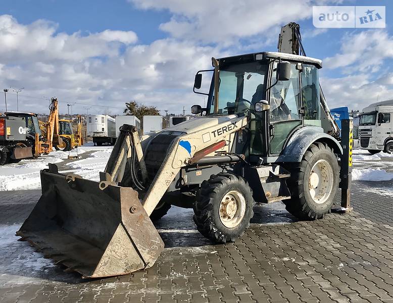 Екскаватор навантажувач Terex 820 2007 в Рівному