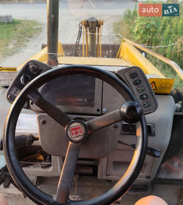 Экскаватор погрузчик Terex 860 2003 в Киеве