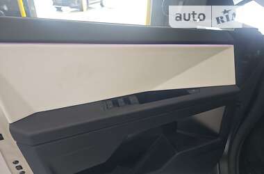 Пікап Tesla Cybertruck 2024 в 