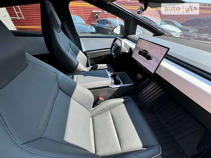 Пикап Tesla Cybertruck 2024 в Киеве