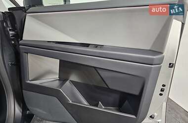 Пикап Tesla Cybertruck 2024 в 