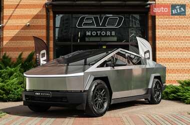 Пікап Tesla Cybertruck 2025 в Києві