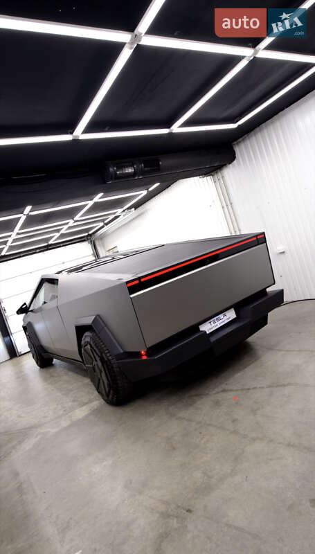 Пікап Tesla Cybertruck 2024 в Вінниці