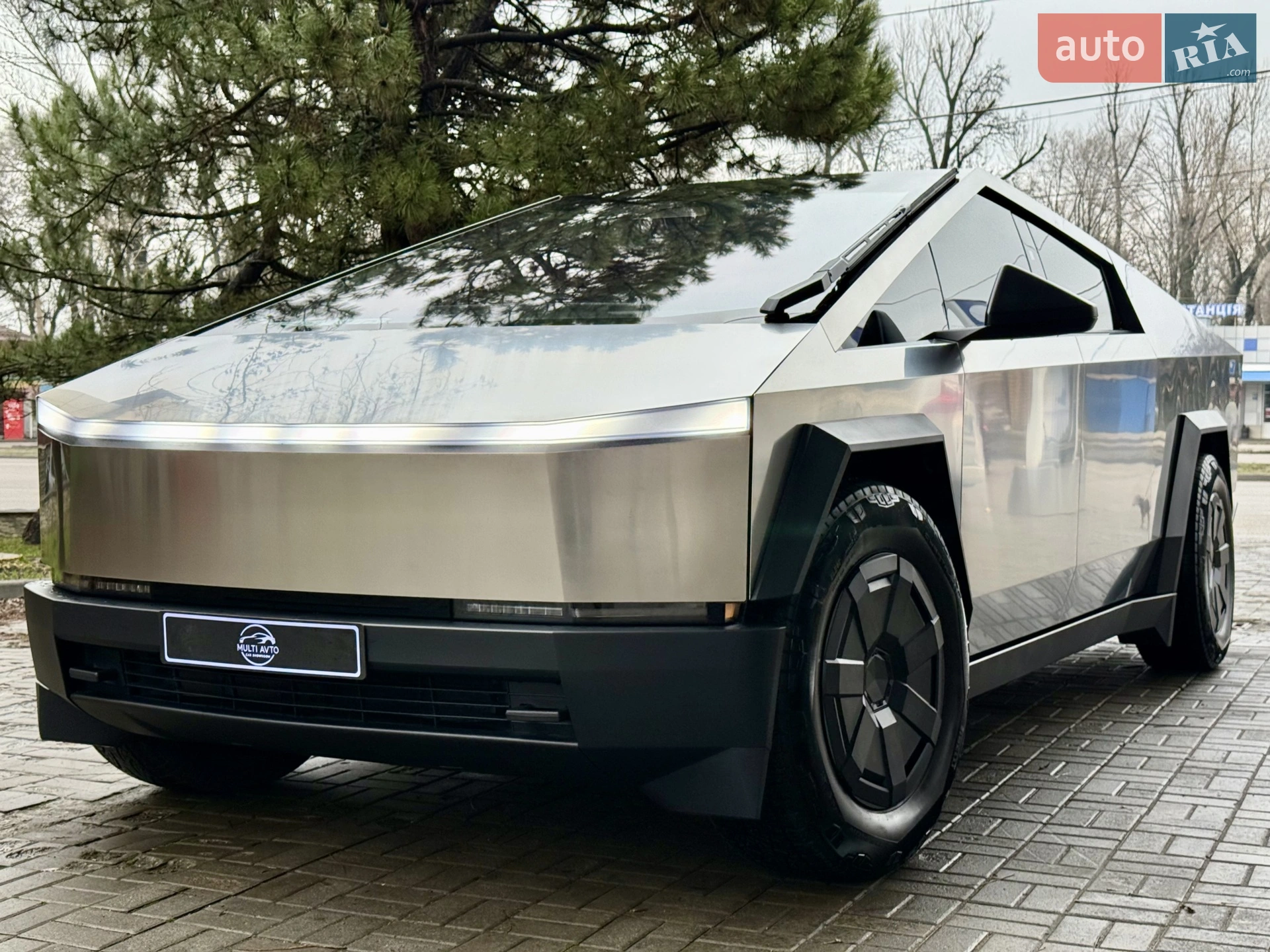 2024 Tesla Cybertruck - мініатюра 5