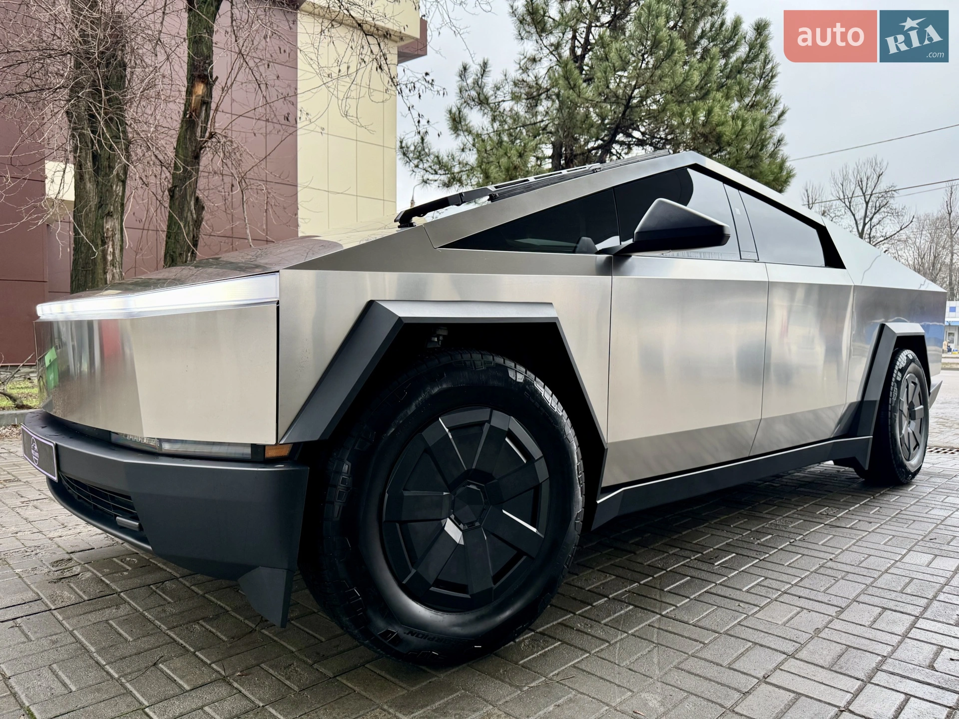 2024 Tesla Cybertruck - мініатюра 4