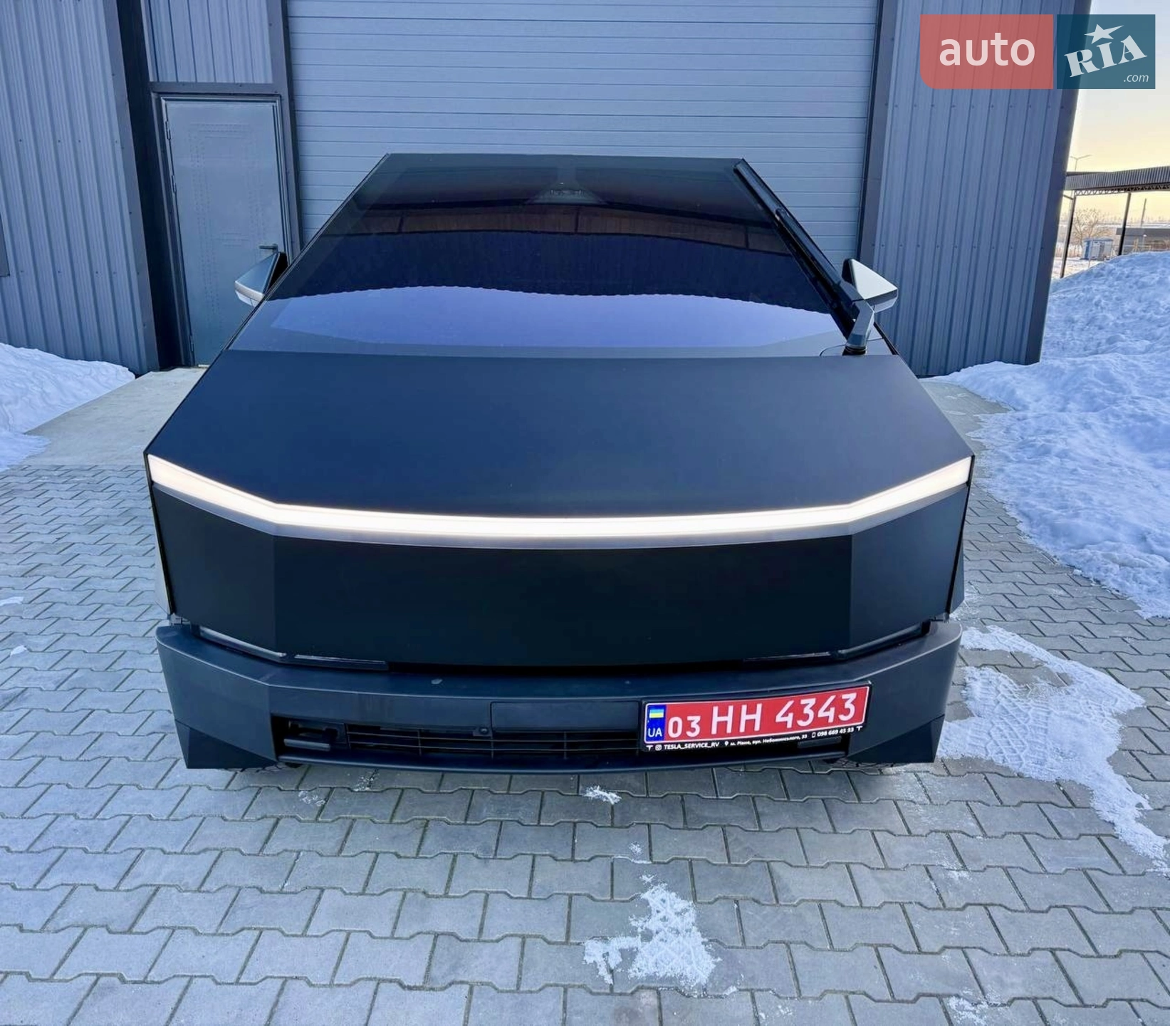 2024 Tesla Cybertruck - мініатюра 3