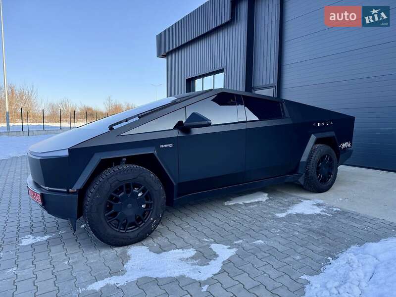 Пикап Tesla Cybertruck 2024 в Дубно