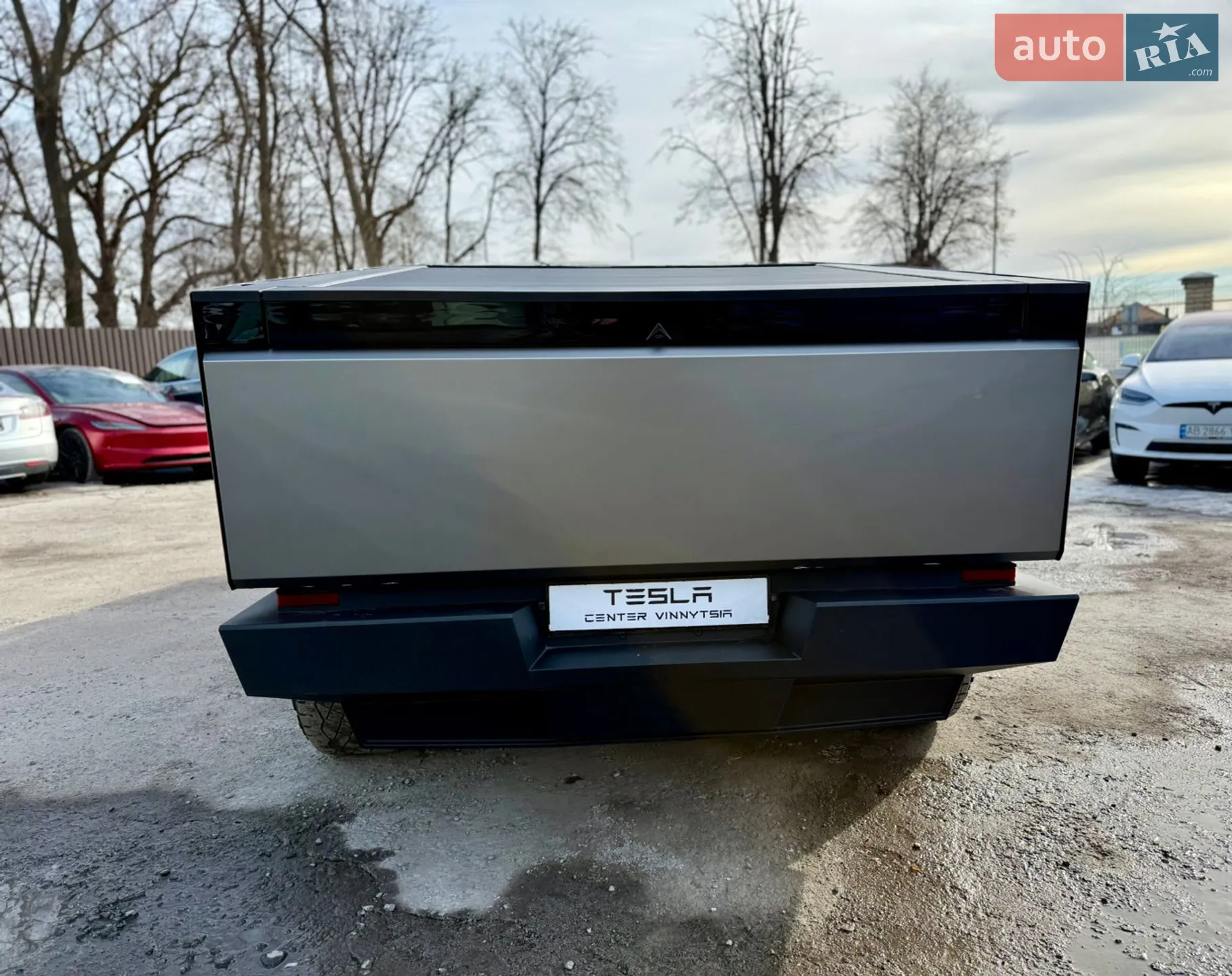 2024 Tesla Cybertruck - мініатюра 13