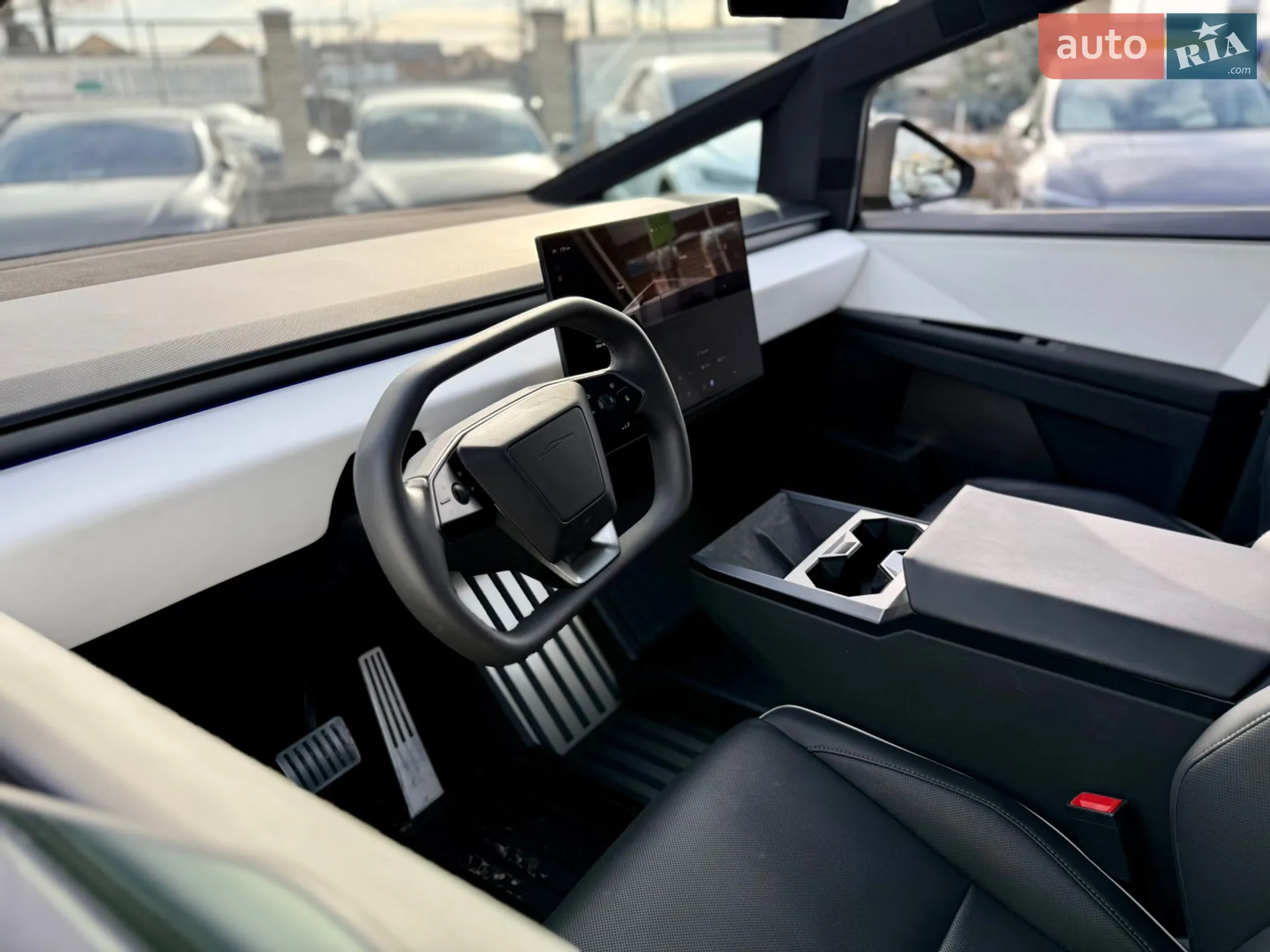 2024 Tesla Cybertruck - мініатюра 19