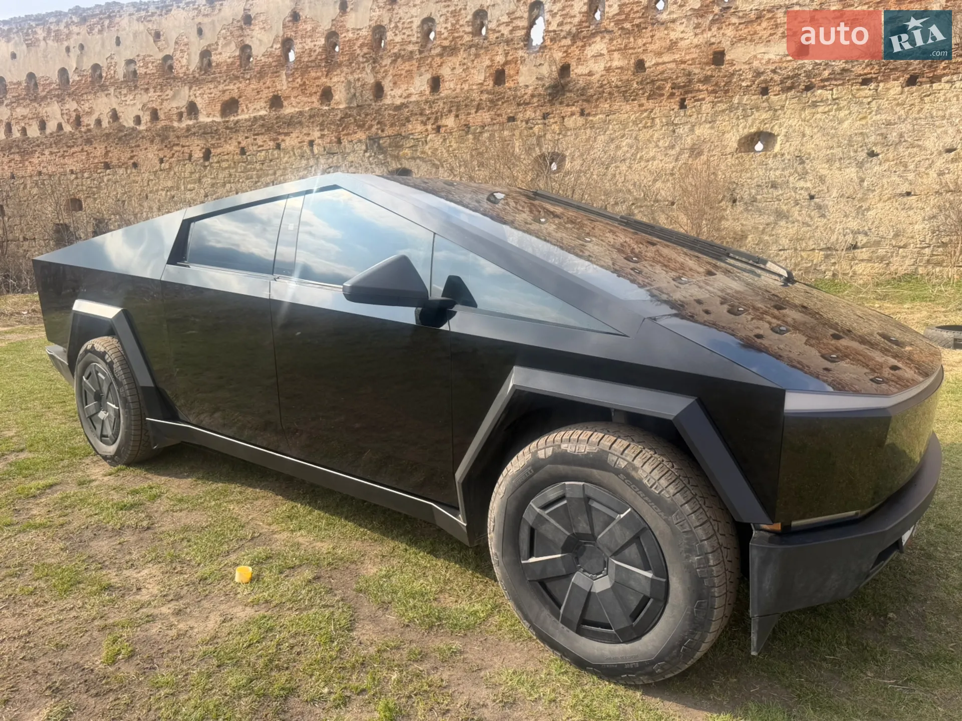 2024 Tesla Cybertruck - мініатюра 11