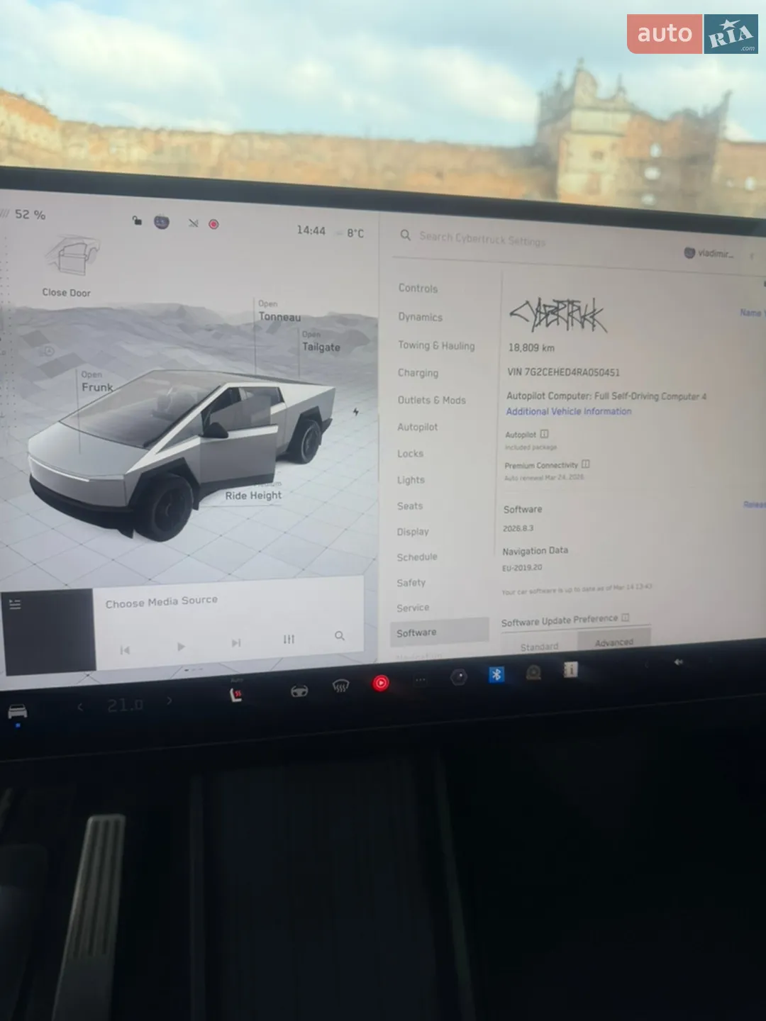 2024 Tesla Cybertruck - мініатюра 25