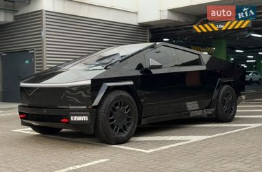 Пікап Tesla Cybertruck 2024 в Києві