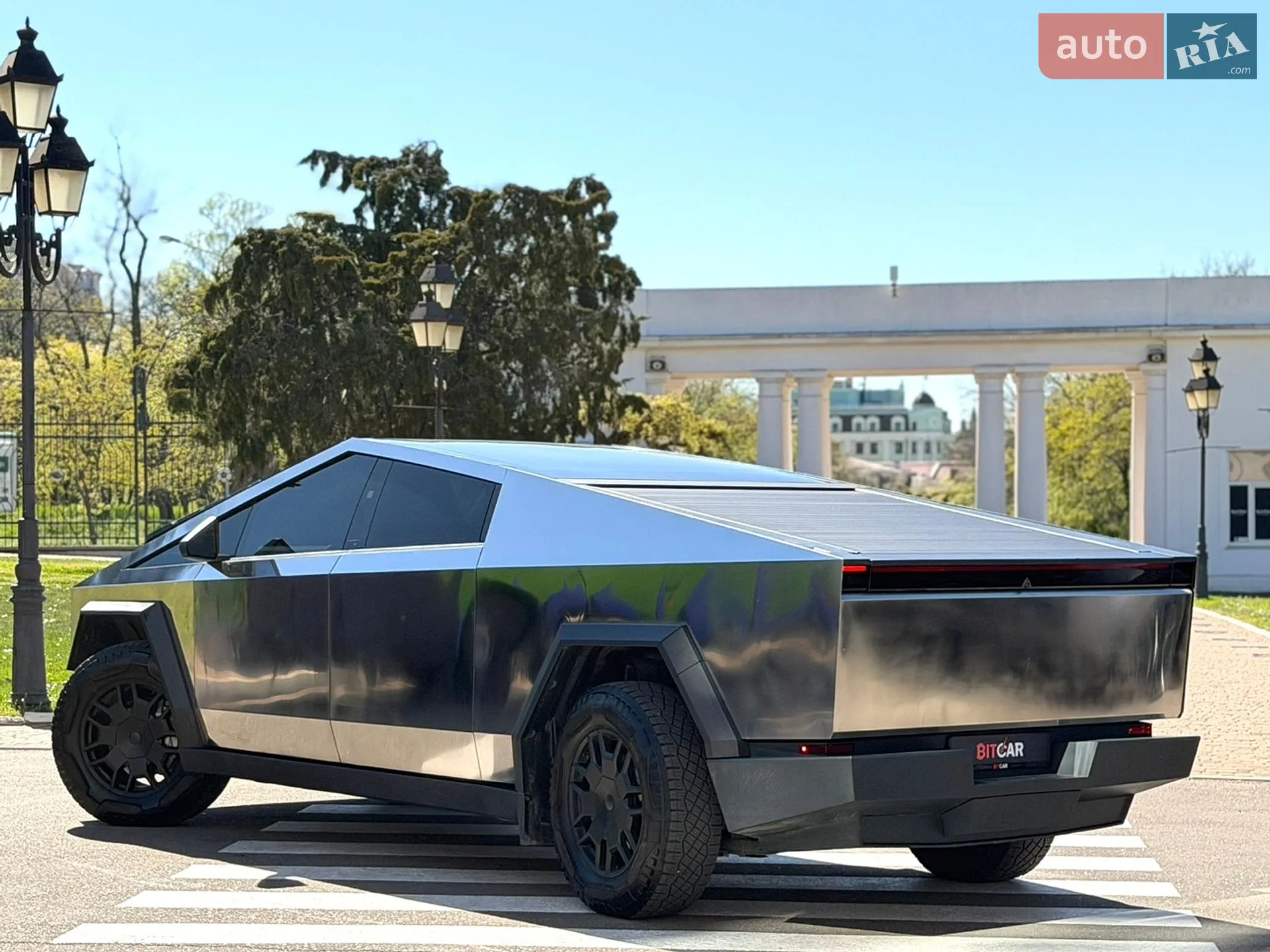2024 Tesla Cybertruck - мініатюра 18