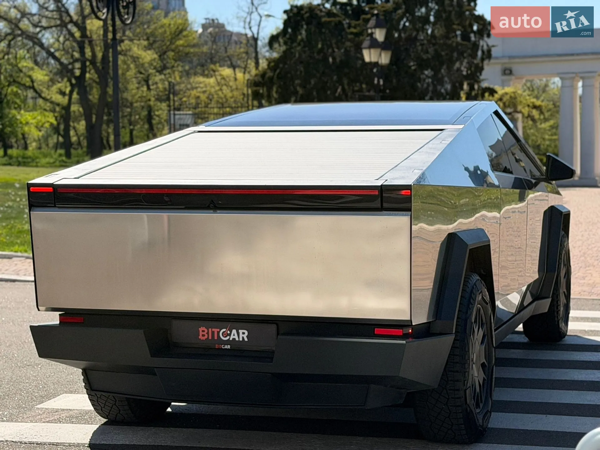 2024 Tesla Cybertruck - мініатюра 23