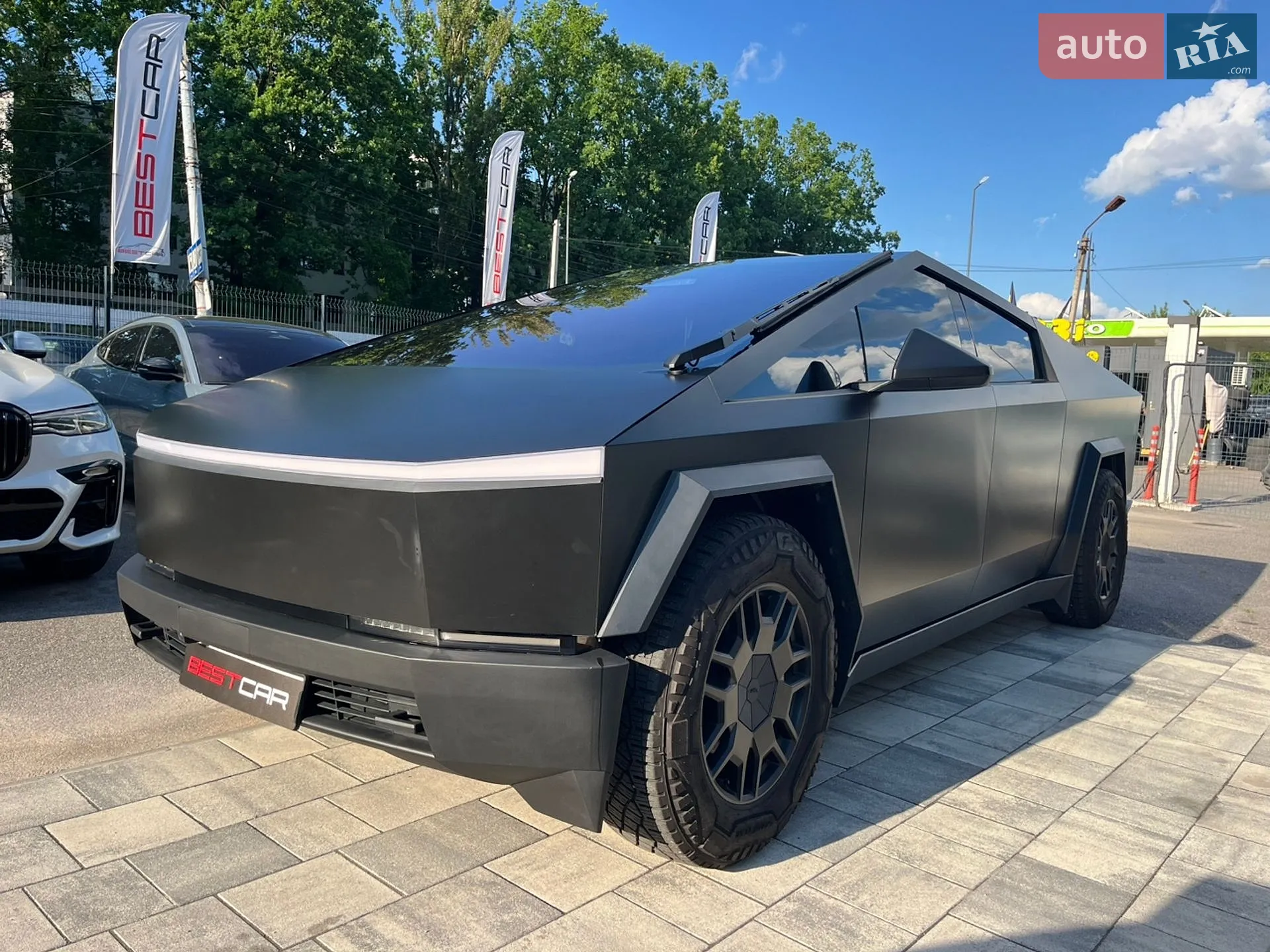 2024 Tesla Cybertruck - мініатюра 16